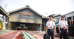 Gaji Masinis KAI: Menggiurkan dan Punya Banyak Tunjangan! Gaji Masinis KAI