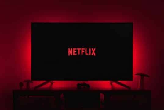 Harga Langganan Netflix 2024: Paket dan Perbedaan Fiturnya! Harga Langganan Netflix
