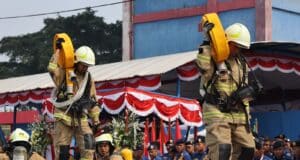Gaji Pemadam Kebakaran di Indonesia 2024, Menggiurkan! Gaji Pemadam Kebakaran