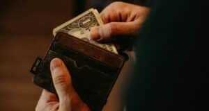 Frugal Living: Pengertian, Manfaat, dan Cara Melakukannya! Frugal Living